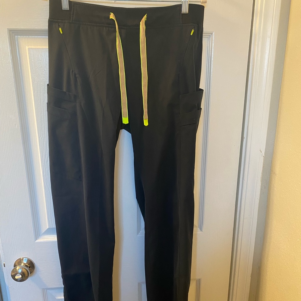 Medelita scrubs bundle